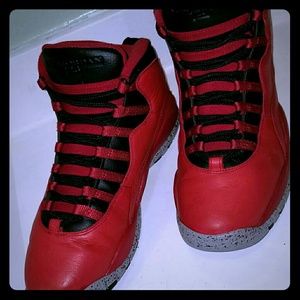 Jordan "Bulls Over Broadway" 10s